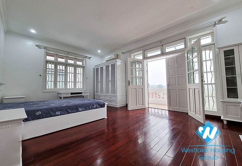 Beautiful 5 bedrooms house for rent in CIputra Compound 